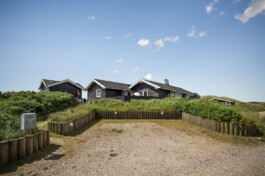 KAJ KJÆRFLORA & FAUNA